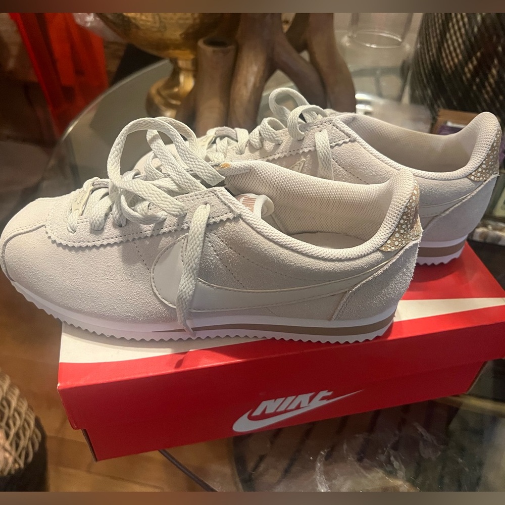 Nike Cream Sneakers